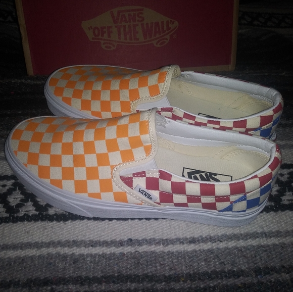 1 LEFT🆕Vans | Classic Slip-On Checkerboard Shoes Multi Color -Red Blue & Orange - Picture 4 of 12